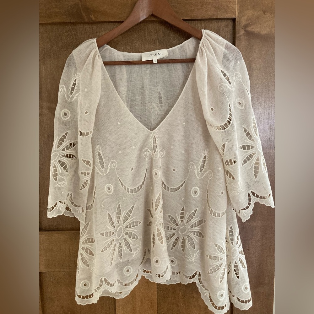 The GREAT gauzy boho 1/2 sleeve top w/scalloped hem